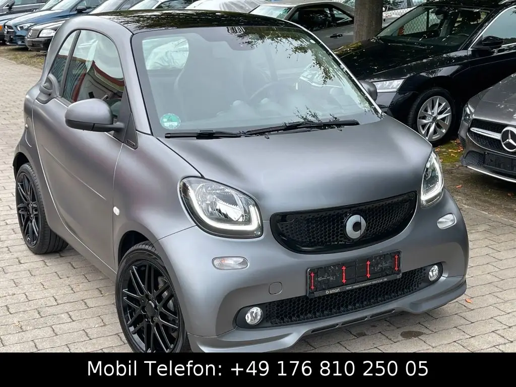 Photo 1 : Smart Fortwo 2017 Petrol