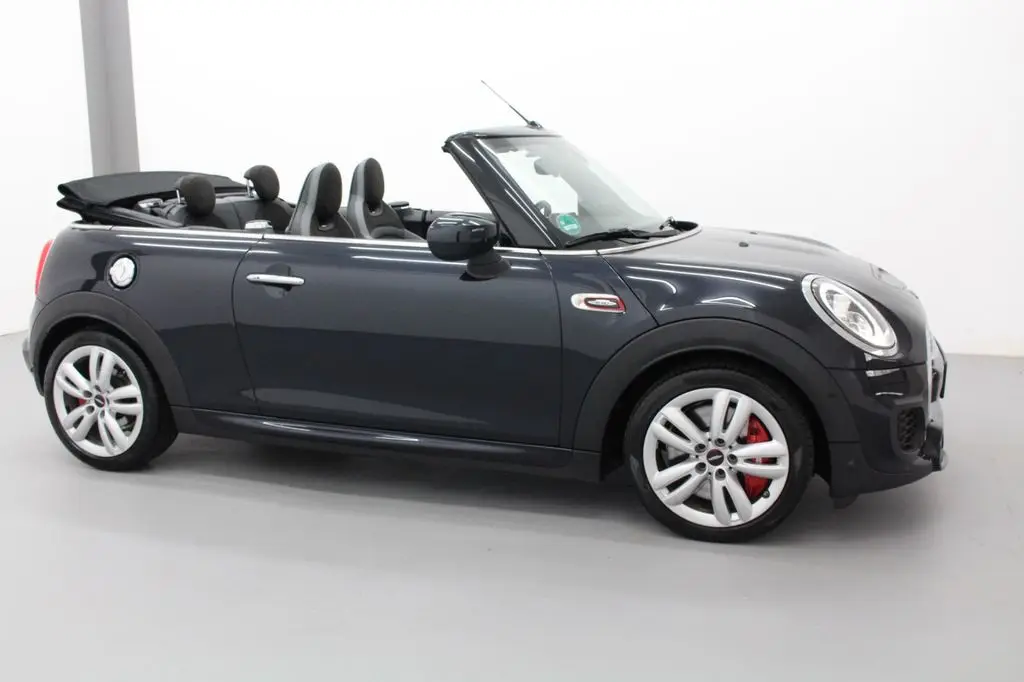 Photo 1 : Mini John Cooper Works 2021 Essence