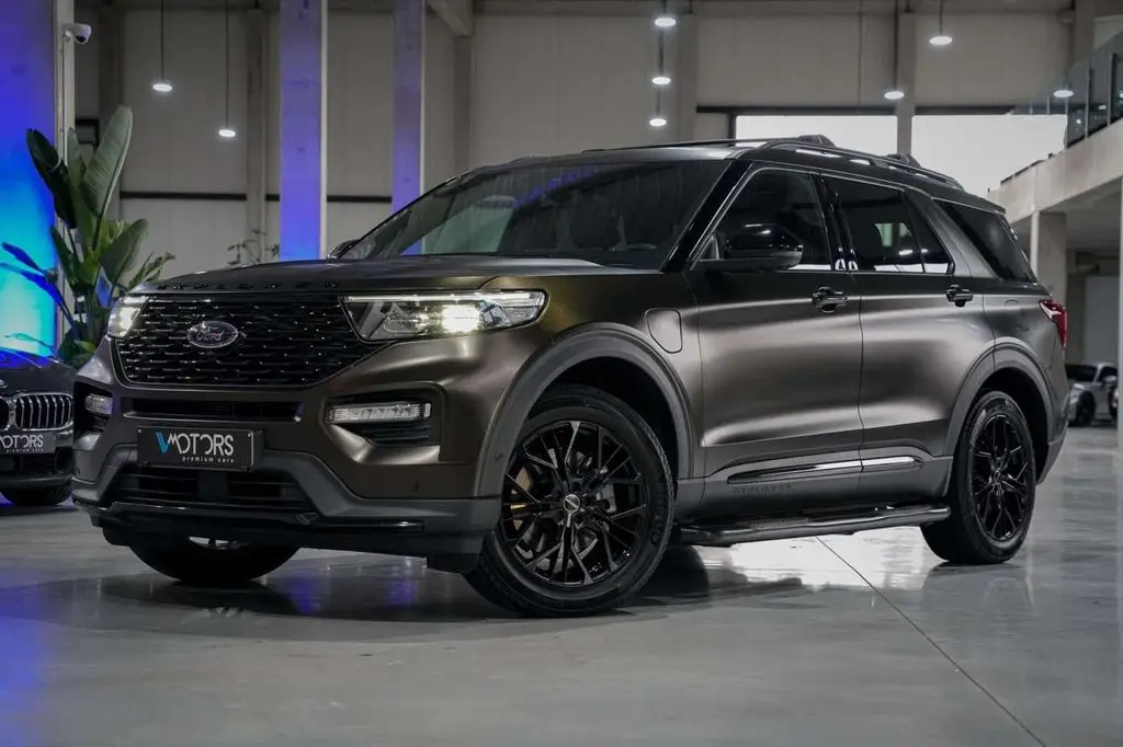 Photo 1 : Ford Explorer 2021 Hybride