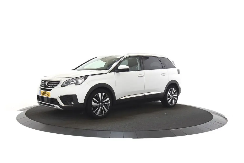 Photo 1 : Peugeot 5008 2019 Petrol