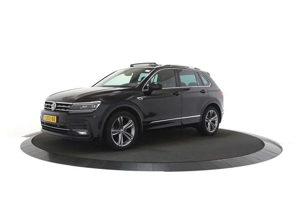 Photo 1 : Volkswagen Tiguan 2020 Petrol