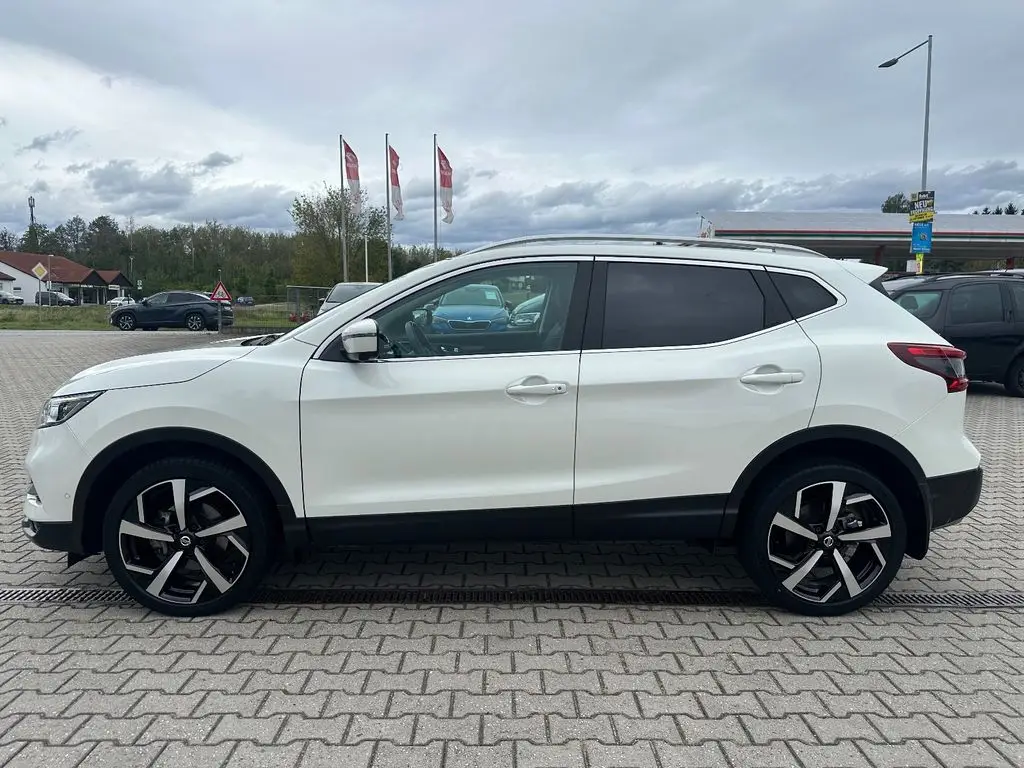 Photo 1 : Nissan Qashqai 2018 Petrol