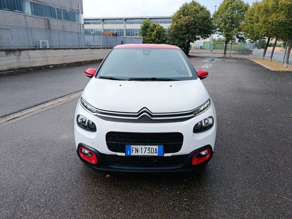 Photo 1 : Citroen C3 2018 Diesel