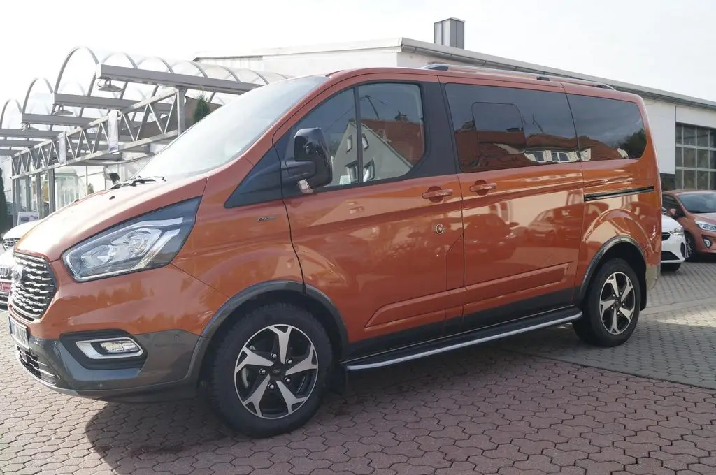 Photo 1 : Ford Tourneo 2023 Diesel