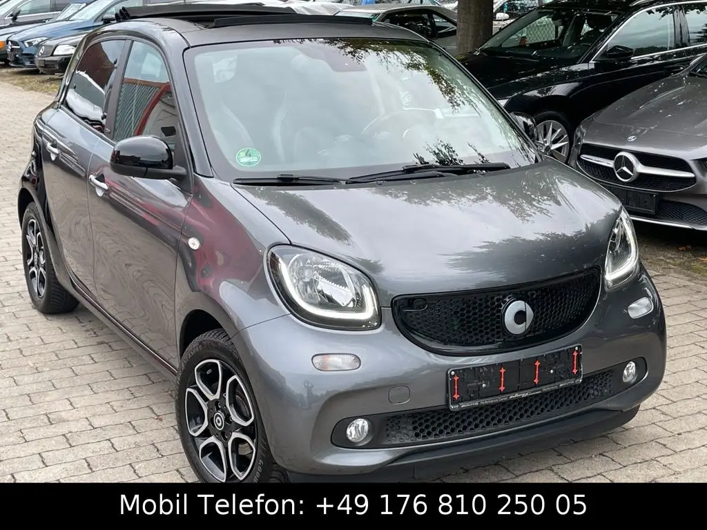 Photo 1 : Smart Forfour 2016 Essence