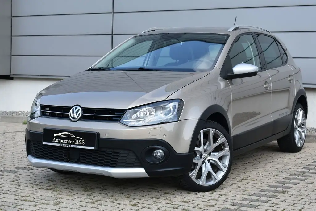 Photo 1 : Volkswagen Polo 2014 Petrol