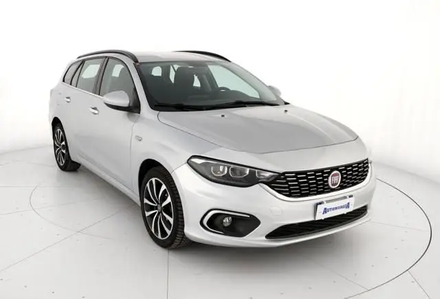 Photo 1 : Fiat Tipo 2018 Diesel