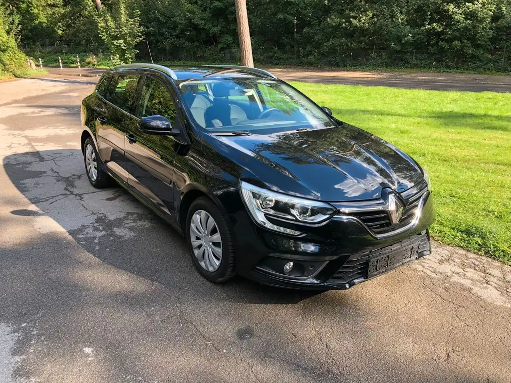 Photo 1 : Renault Megane 2018 Diesel