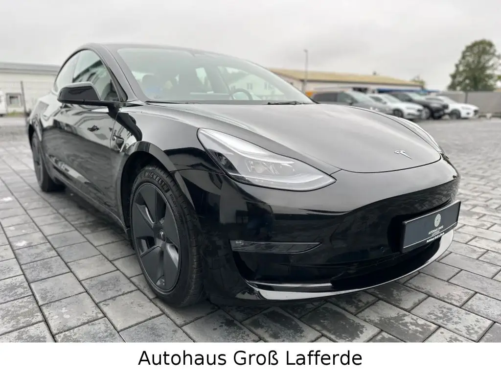 Photo 1 : Tesla Model 3 2021 Non renseigné