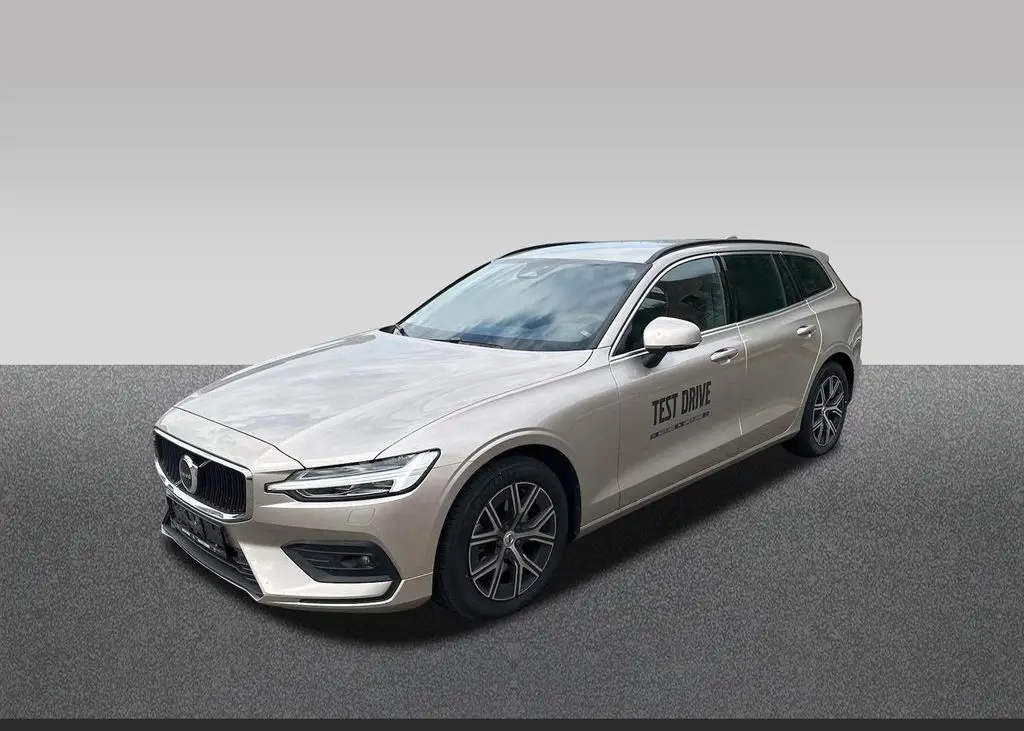 Photo 1 : Volvo V60 2023 Essence