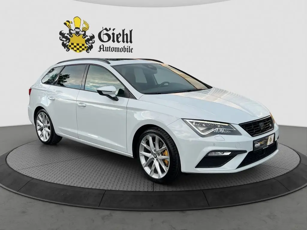 Photo 1 : Seat Leon 2018 Petrol