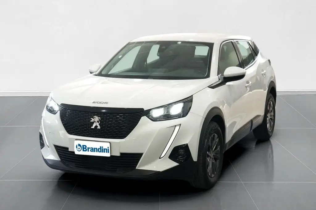 Photo 1 : Peugeot 2008 2021 Essence