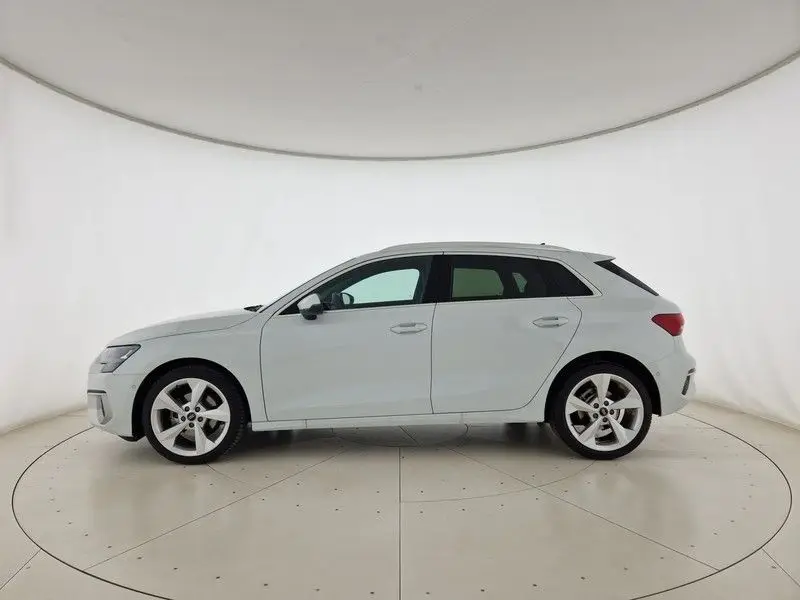 Photo 1 : Audi A3 2023 Others