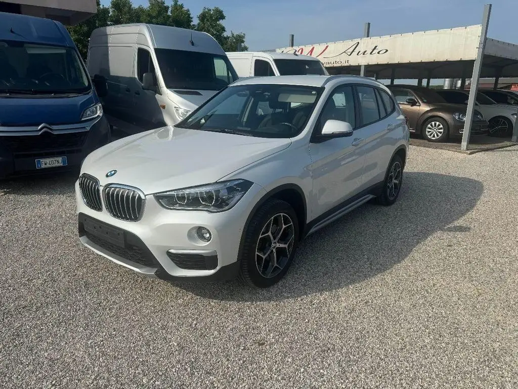 Photo 1 : Bmw X1 2017 Diesel