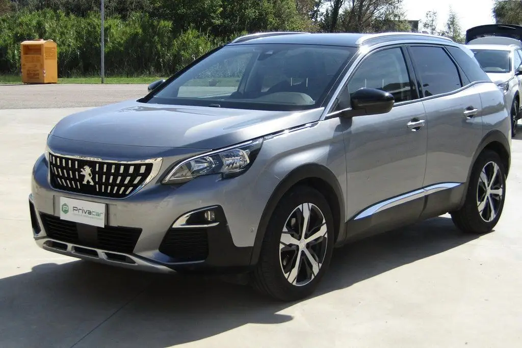 Photo 1 : Peugeot 3008 2018 Diesel