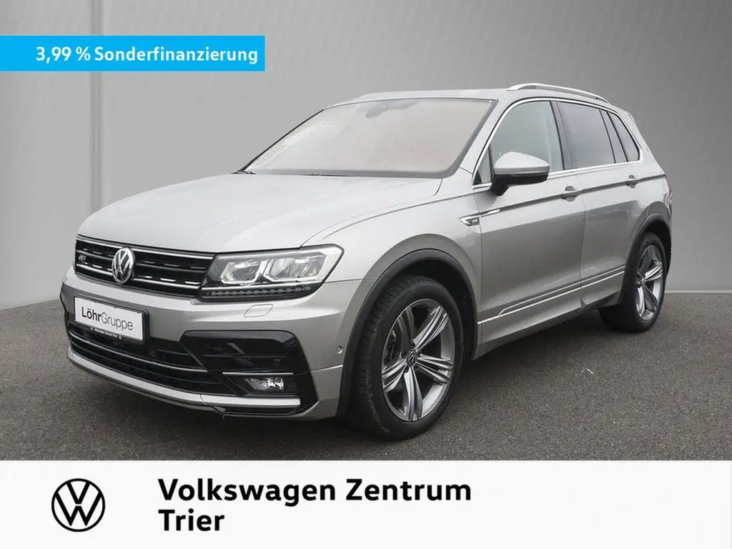 Photo 1 : Volkswagen Tiguan 2020 Essence