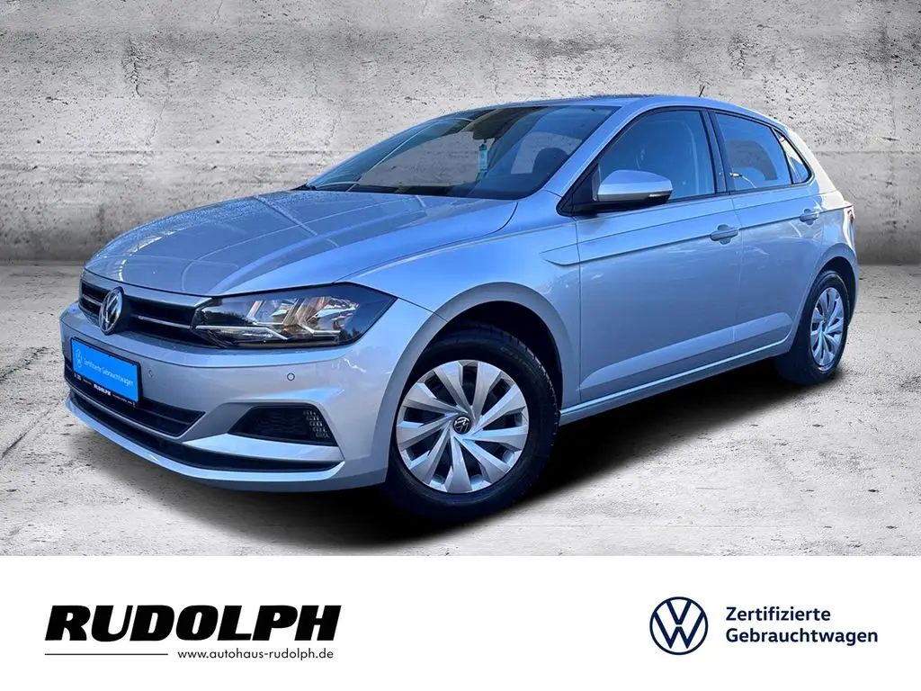 Photo 1 : Volkswagen Polo 2018 Petrol