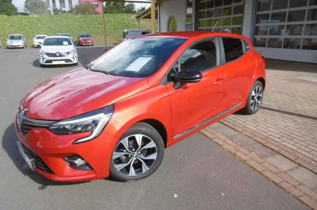 Photo 1 : Renault Clio 2023 Essence