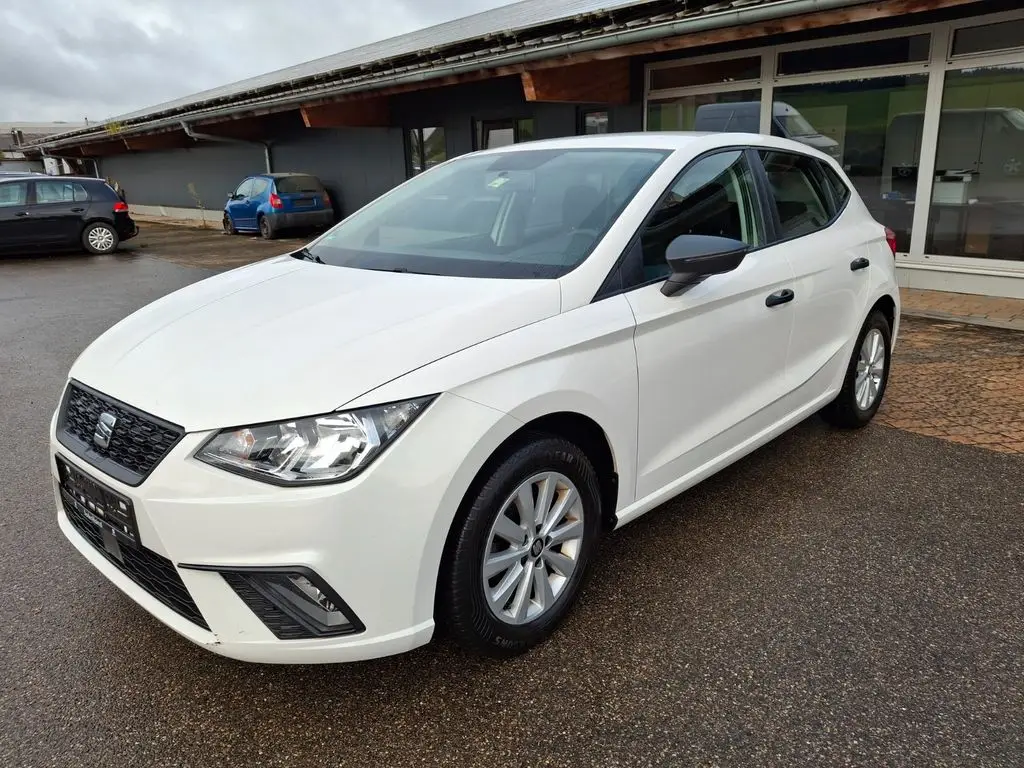 Photo 1 : Seat Ibiza 2021 Petrol