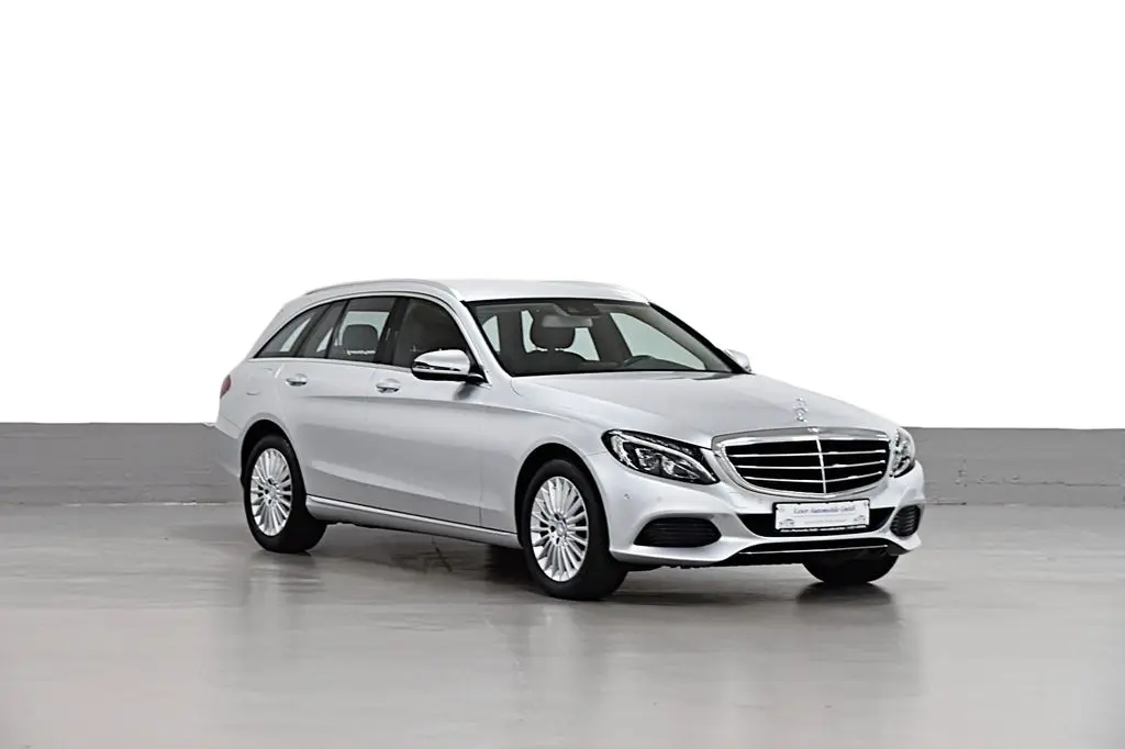 Photo 1 : Mercedes-benz Classe C 2016 Essence