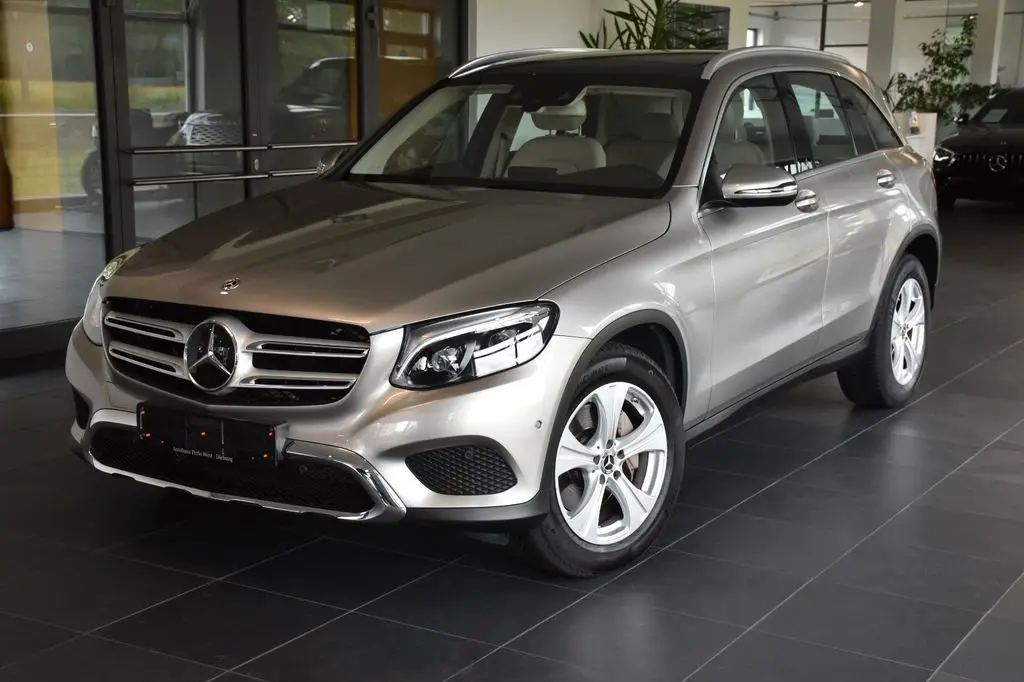 Photo 1 : Mercedes-benz Classe Glc 2019 Essence