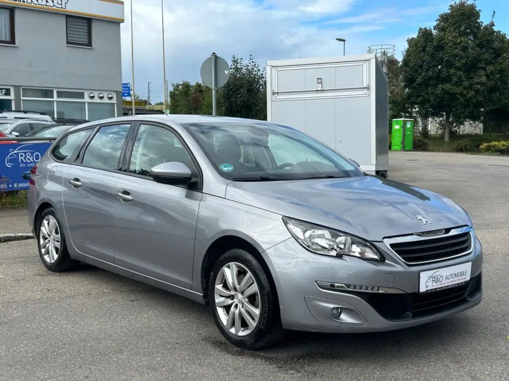 Photo 1 : Peugeot 308 2015 Essence