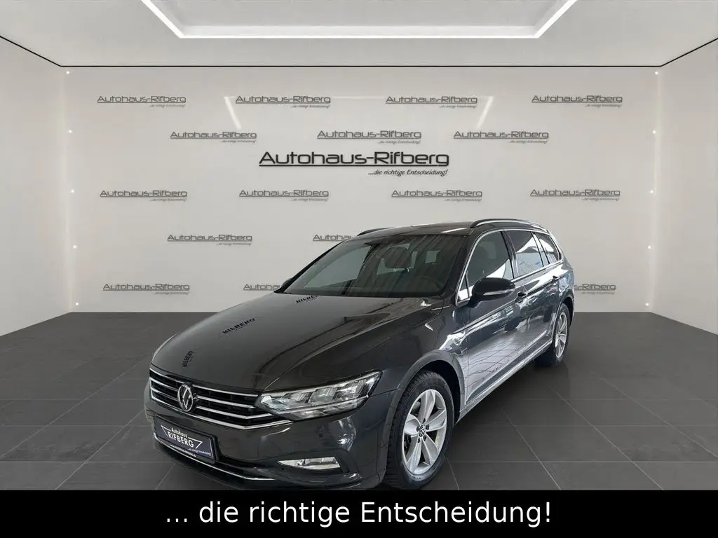 Photo 1 : Volkswagen Passat 2023 Diesel