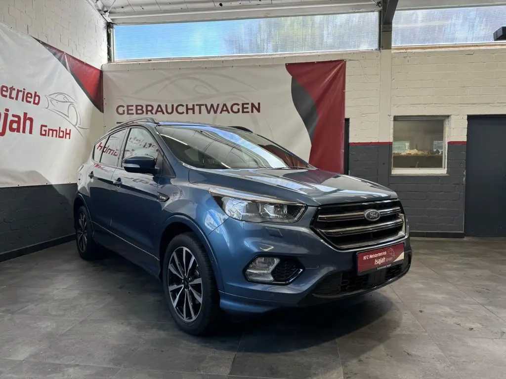 Photo 1 : Ford Kuga 2019 Essence