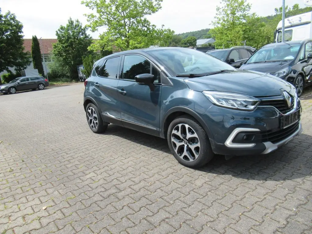 Photo 1 : Renault Captur 2019 Petrol