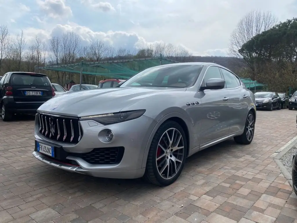 Photo 1 : Maserati Levante 2017 Diesel