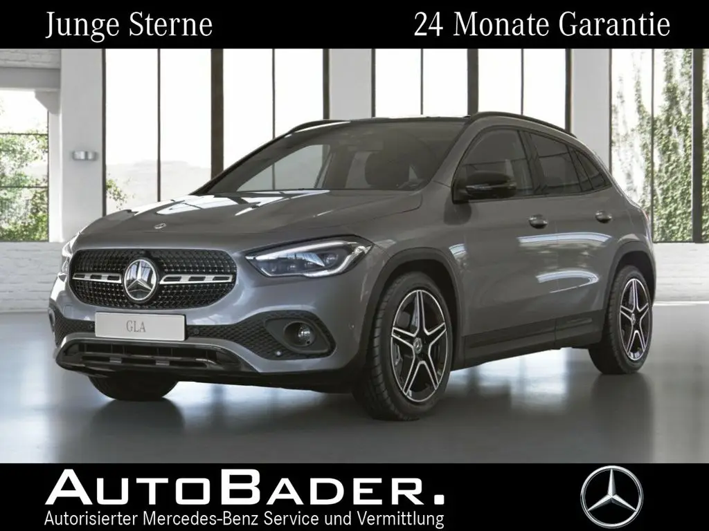 Photo 1 : Mercedes-benz Classe Gla 2020 Petrol