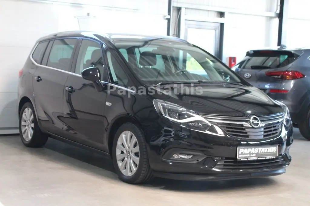 Photo 1 : Opel Zafira 2018 Diesel