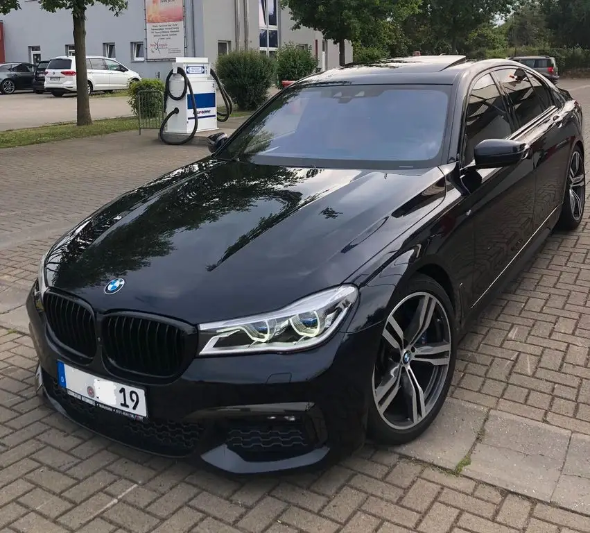 Photo 1 : Bmw Serie 7 2016 Diesel