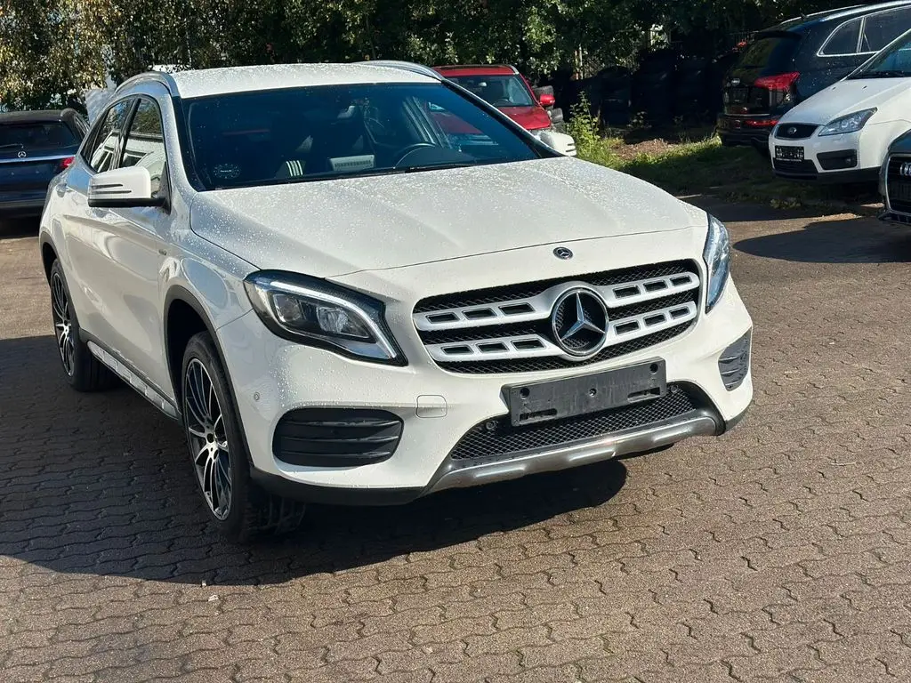 Photo 1 : Mercedes-benz Classe Gla 2017 Essence