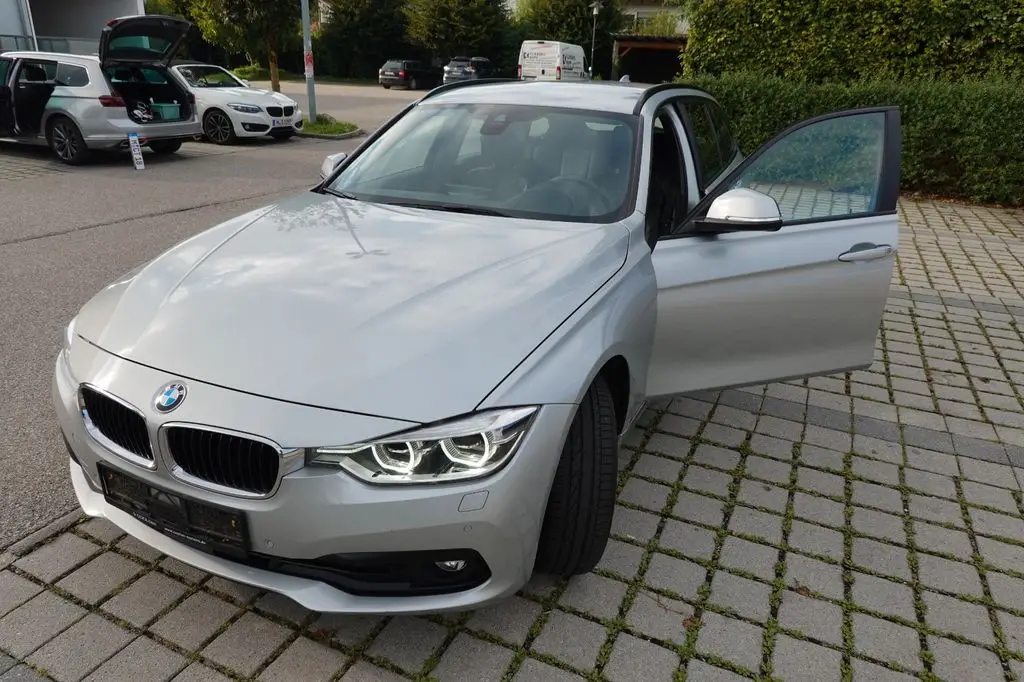 Photo 1 : Bmw Serie 3 2019 Diesel