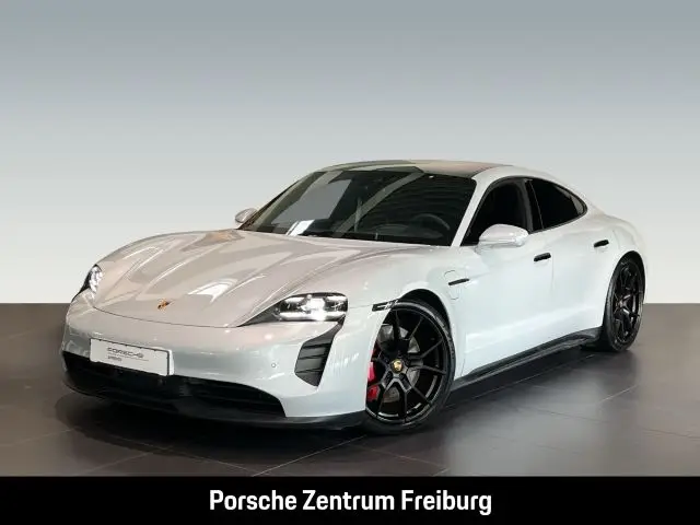 Photo 1 : Porsche Taycan 2022 Non renseigné