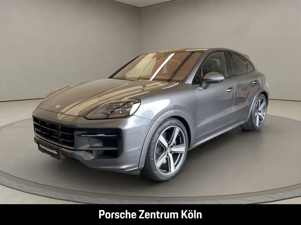 Photo 1 : Porsche Cayenne 2024 Petrol