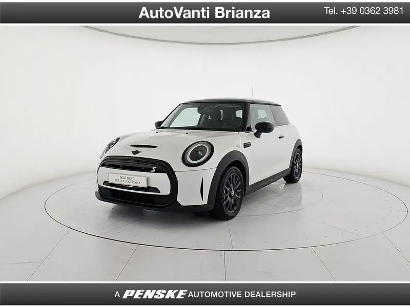 Photo 1 : Mini Cooper 2023 Non renseigné