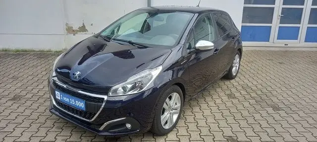 Photo 1 : Peugeot 208 2019 Petrol