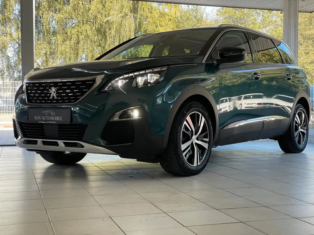 Photo 1 : Peugeot 5008 2018 Petrol