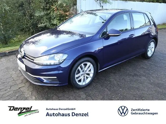 Photo 1 : Volkswagen Golf 2019 Petrol