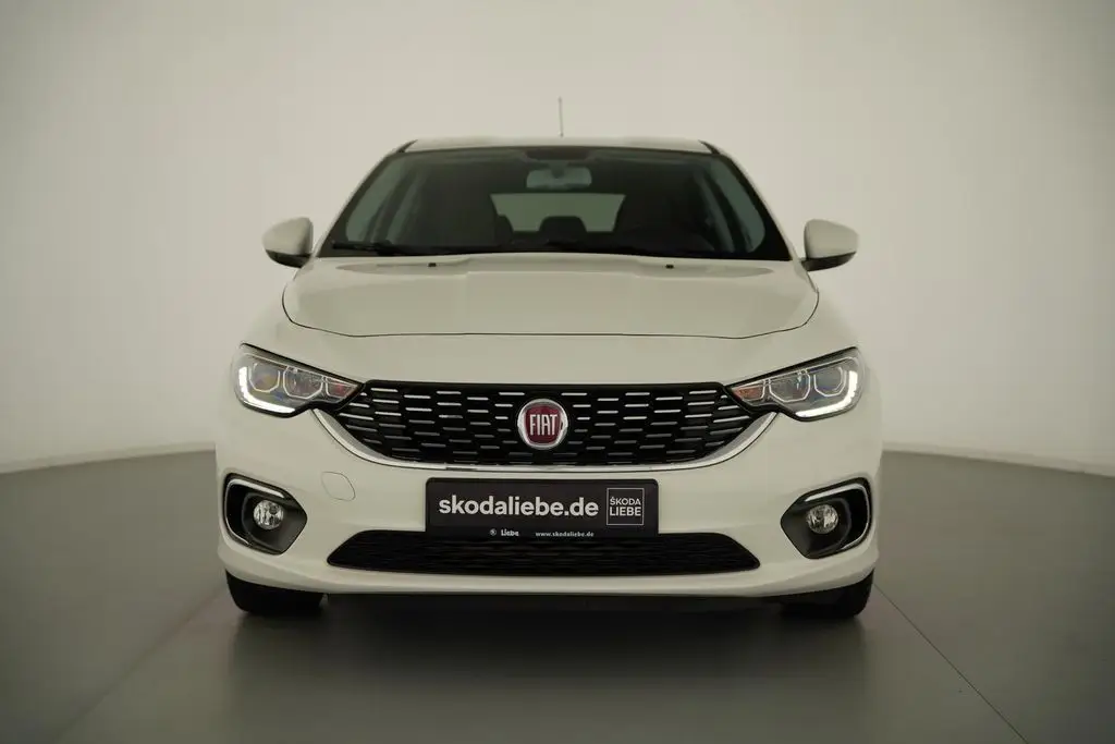 Photo 1 : Fiat Tipo 2017 Essence