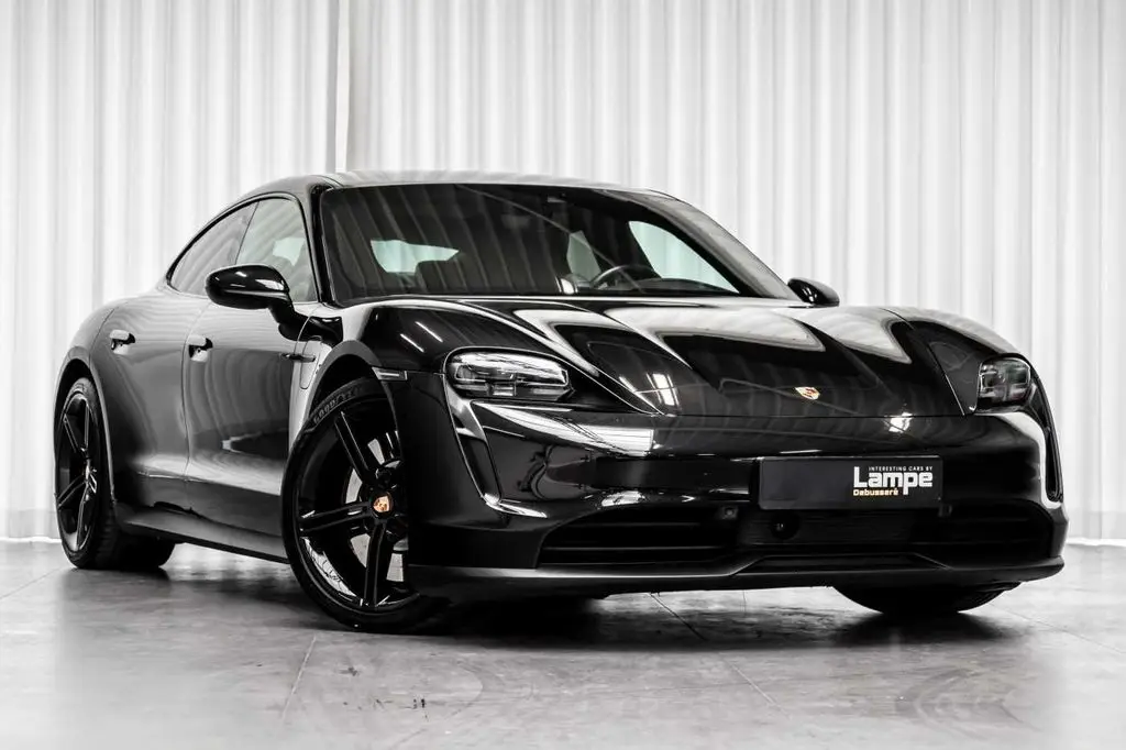 Photo 1 : Porsche Taycan 2021 Not specified