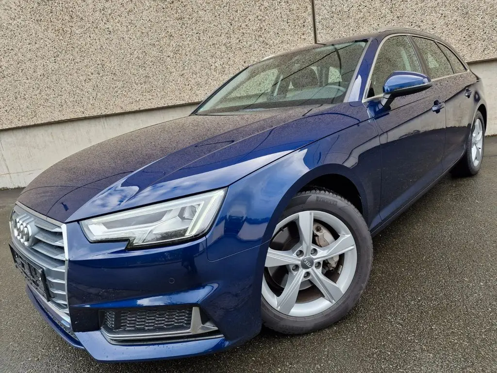 Photo 1 : Audi A4 2019 Diesel