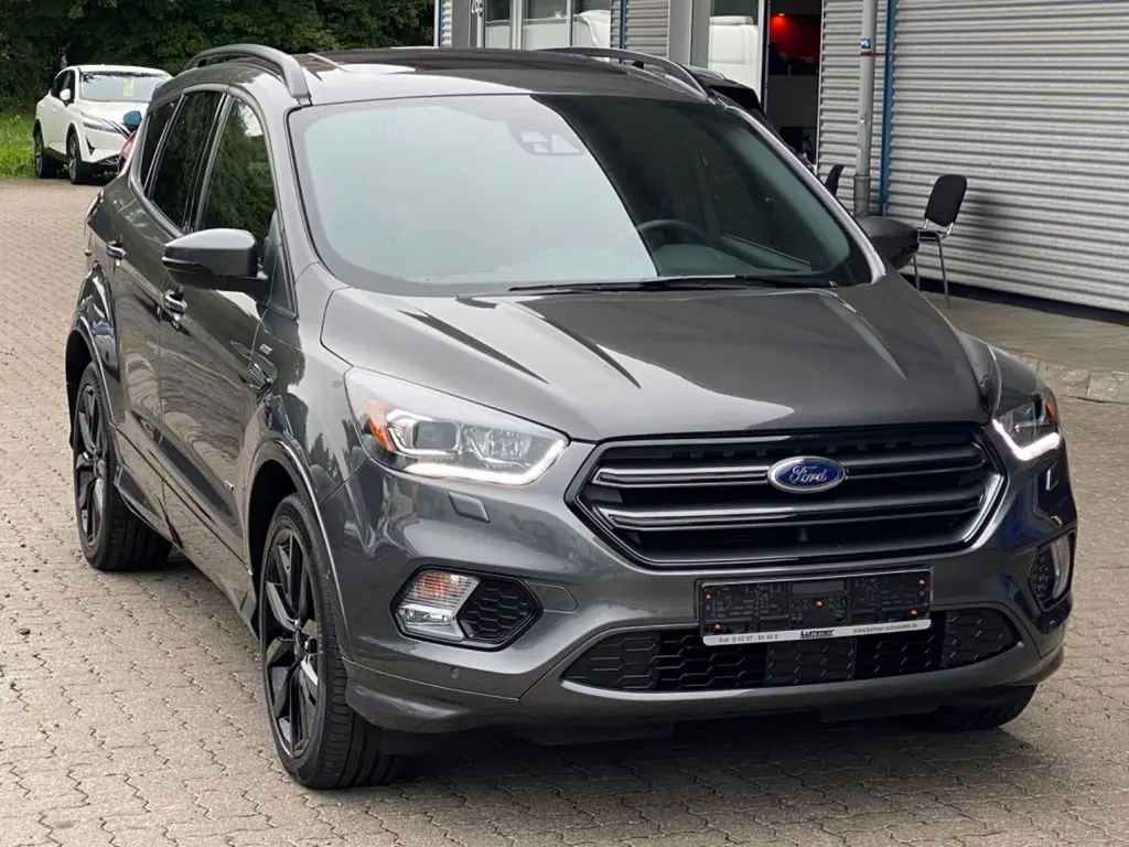 Photo 1 : Ford Kuga 2017 Petrol