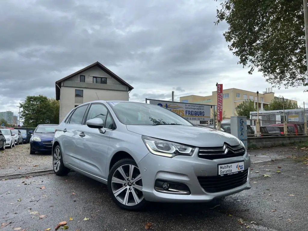 Photo 1 : Citroen C4 2015 Petrol