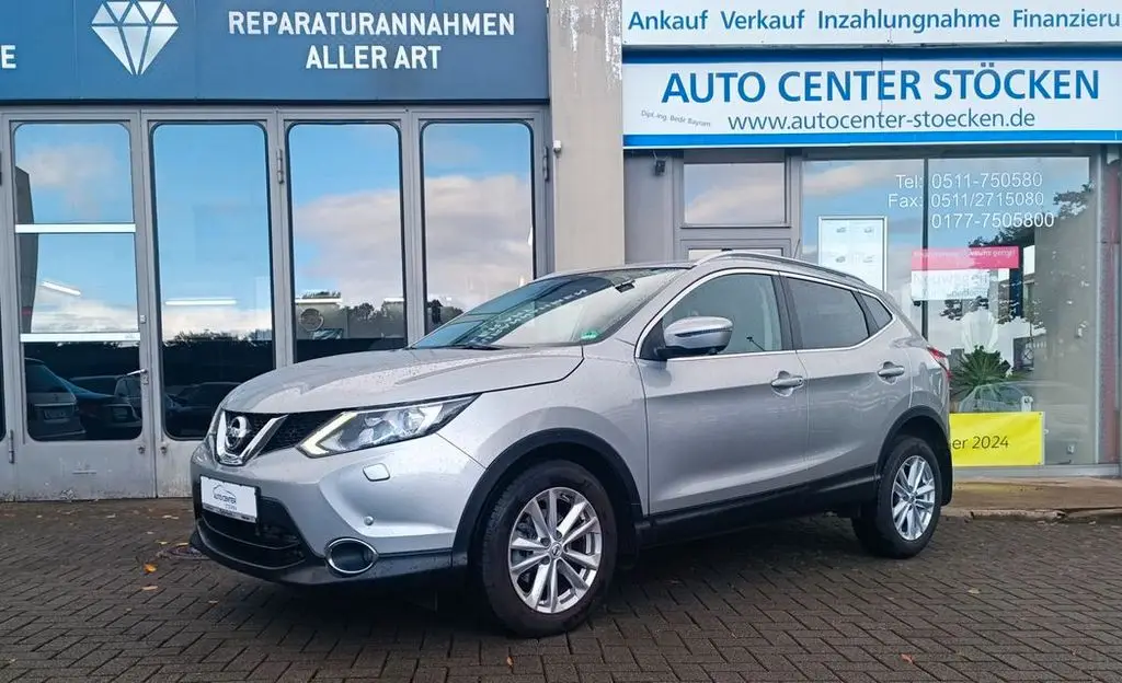 Photo 1 : Nissan Qashqai 2015 Essence