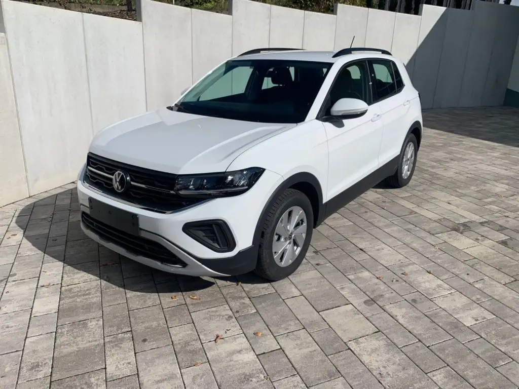 Photo 1 : Volkswagen T-cross 2024 Essence