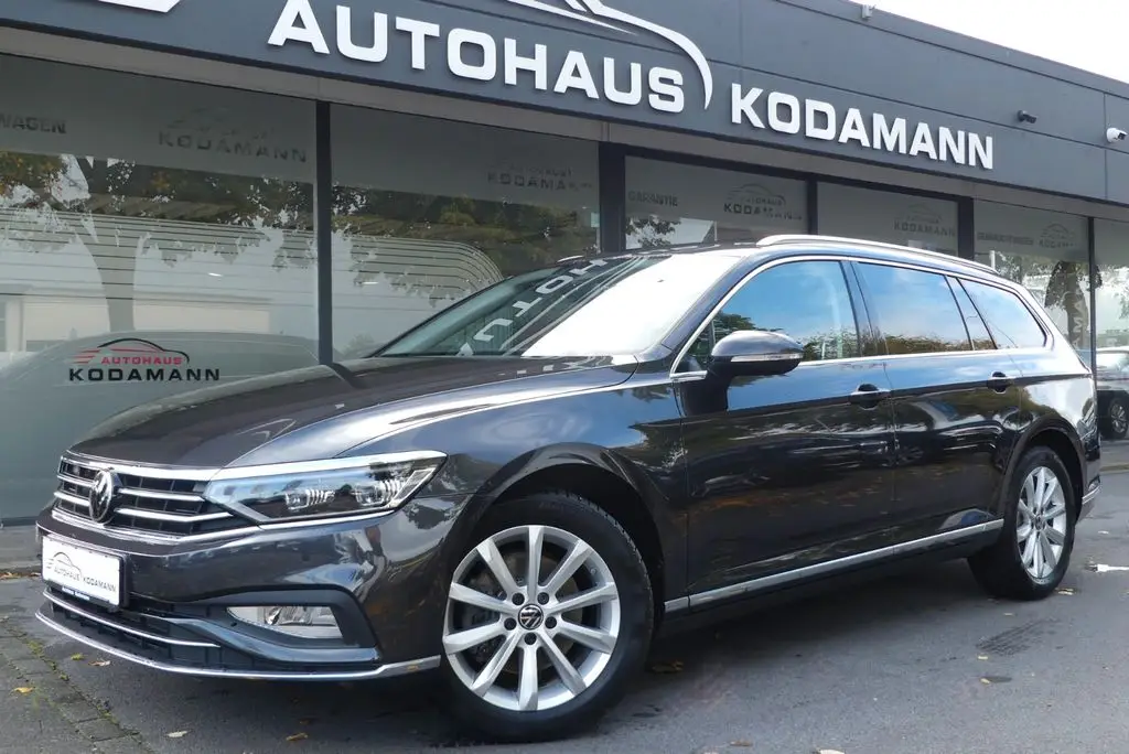 Photo 1 : Volkswagen Passat 2023 Diesel