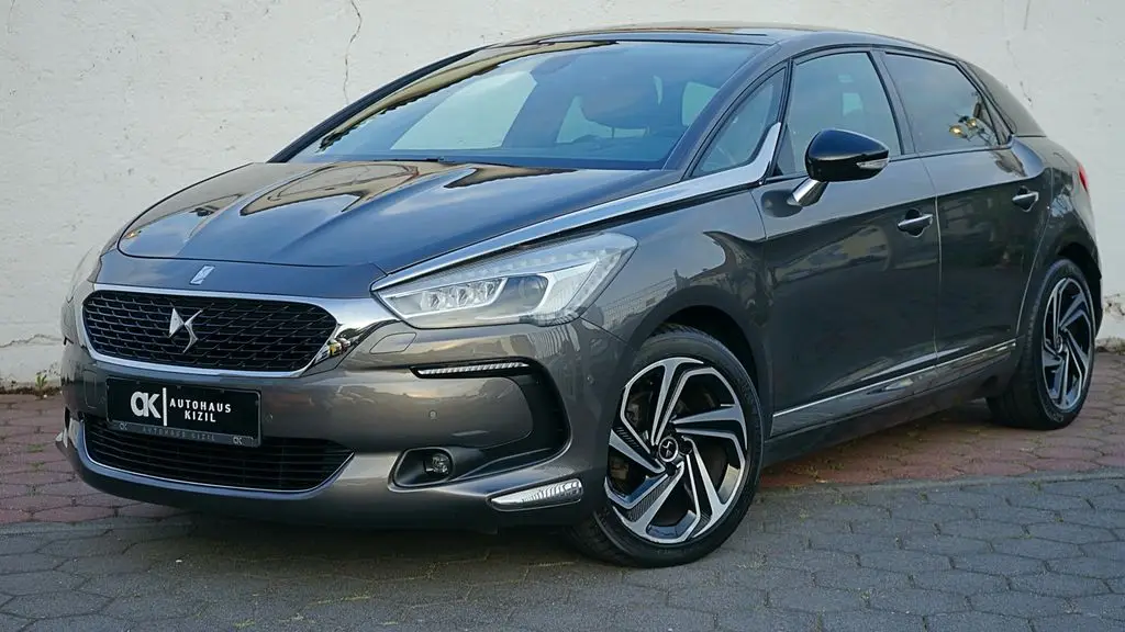 Photo 1 : Ds Automobiles Ds5 2018 Petrol